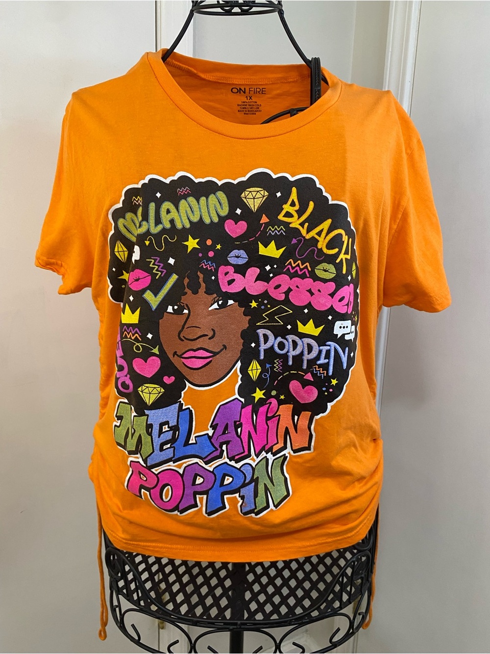 On Fire Women’s 1X Melanin Poppin Graphic Tee Black Girl Magic Cutout Back